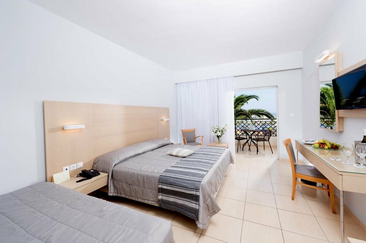Golden Villas - Hotel Apartments & Villas Херсониссос Экстерьер фото